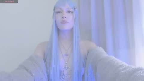 Snapshot of violettbones chatting on October 25, 2025, 6:54 am Violett online show from October 25, 2025, 6:54 am