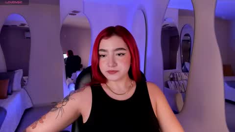 Violett Castel online show from September 30, 2025, 7:08 pm