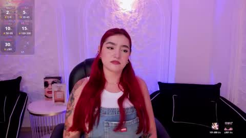 Violett Castel online show from October 16, 2025, 6:53 pm