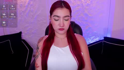 Violett Castel online show from October 17, 2025, 7:27 pm