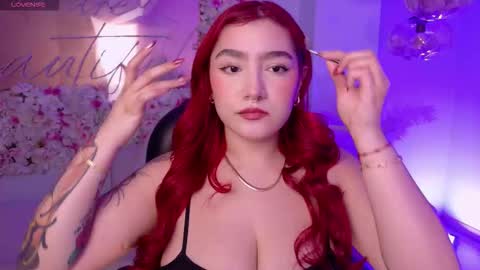 Violett Castel online show from November 21, 2025, 7:12 pm