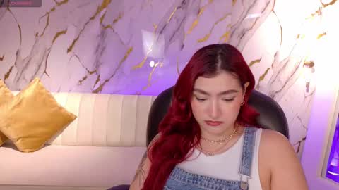 Violett Castel online show from February 7, 2026, 7:17 pm