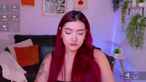 Violett Castel online show from April 30, 2026, 8:37 pm