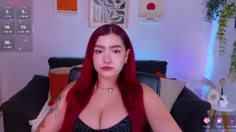 Snapshot of violettcastel chatting on July 19, 2026, 10:57 pm Violett Castel online show from July 19, 2026, 10:57 pm