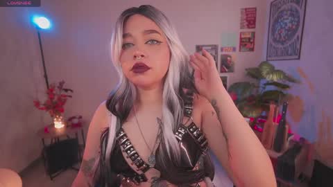 Snapshot of violette_clerk1 chatting on March 31, 2026, 7:58 pm JULIE UWU online show from March 31, 2026, 7:58 pm
