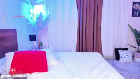 Snapshot of violettgomez_93 chatting on July 5, 2026, 4:07 am Violett online show from July 5, 2026, 4:07 am