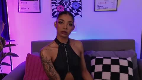 Violet online show from July 9, 2026, 10:25 pm