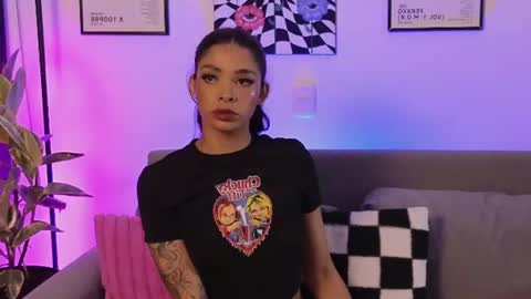 Violet online show from July 19, 2026, 12:47 am