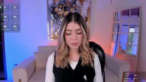 Violett  online show from February 13, 2026, 6:37 pm