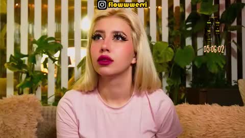 Snapshot of violetttttacb chatting on March 28, 2026, 12:10 am Violetta online show from March 28, 2026, 12:10 am