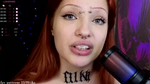 Snapshot of violetvio1ator chatting on January 10, 2025, 3:50 am Dommy mommy online show from January 10, 2025, 3:50 am