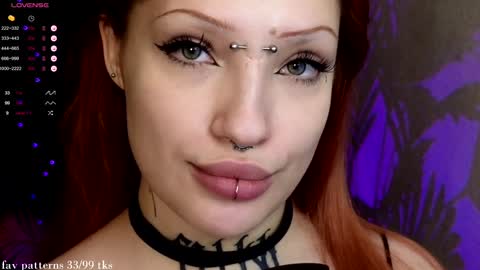 Snapshot of violetvio1ator chatting on January 25, 2025, 6:01 am Dommy mommy online show from January 25, 2025, 6:01 am