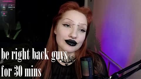 Snapshot of violetvio1ator chatting on February 13, 2025, 10:34 am Dommy mommy online show from February 13, 2025, 10:34 am