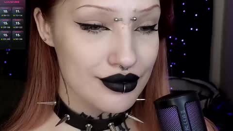 Snapshot of violetvio1ator chatting on February 14, 2025, 6:12 am Dommy mommy online show from February 14, 2025, 6:12 am