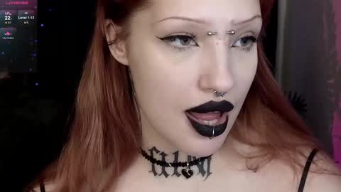 Snapshot of violetvio1ator chatting on February 16, 2025, 2:21 pm Dommy mommy online show from February 16, 2025, 2:21 pm