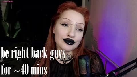 Snapshot of violetvio1ator chatting on February 20, 2025, 9:44 am Dommy mommy online show from February 20, 2025, 9:44 am