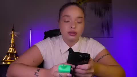 Violla online show from March 2, 2025, 12:54 pm