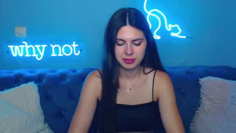 viollinalv online show from July 3, 2026, 5:25 am