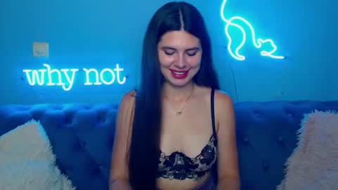 viollinalv online show from July 25, 2026, 5:05 am