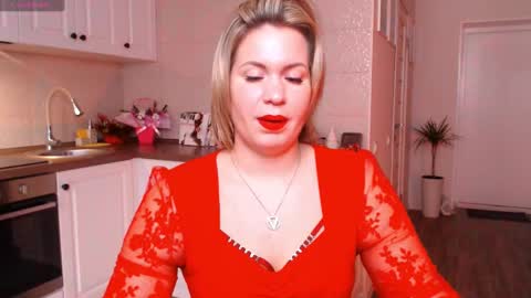 Snapshot of vip_juicy chatting on February 11, 2025, 6:40 am VelvettTime online show from February 11, 2025, 6:40 am