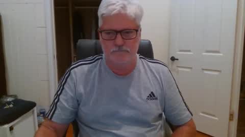 viper654321 online show from September 30, 2025, 8:08 am