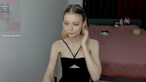 Snapshot of viraglow chatting on December 3, 2025, 10:52 pm viraglow online show from December 3, 2025, 10:52 pm