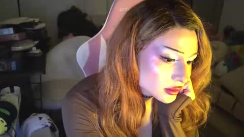 VireDesire online show from February 3, 2026, 1:38 pm