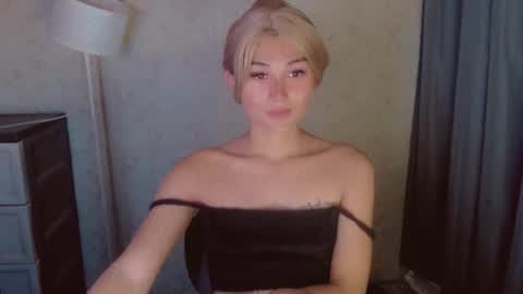Pearl online show from April 22, 2026, 7:44 am