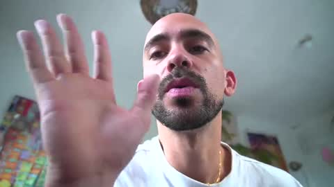 Snapshot of virtualboytvtv chatting on March 3, 2025, 4:03 pm GARY - Help me reach 300 likes - - My Telegram - online show from March 3, 2025, 4:03 pm