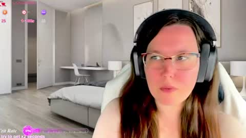 Snapshot of visecret chatting on June 28, 2026, 9:43 pm Victoria Romans online show from June 28, 2026, 9:43 pm