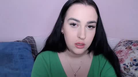 Snapshot of vitalina_freedom chatting on December 13, 2024, 12:28 pm Vitalina online show from December 13, 2024, 12:28 pm