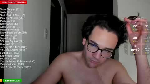 Snapshot of vito_ferrero chatting on May 16, 2026, 12:51 am Vito Ferrer online show from May 16, 2026, 12:51 am
