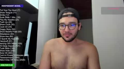 Snapshot of vito_ferrero chatting on June 13, 2026, 1:25 am Vito Ferrer online show from June 13, 2026, 1:25 am