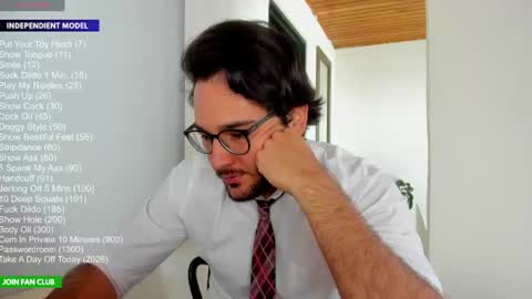 Snapshot of vito_ferrero chatting on June 18, 2026, 2:10 pm Vito Ferrer online show from June 18, 2026, 2:10 pm