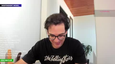 Snapshot of vito_ferrero chatting on June 20, 2026, 11:35 am Vito Ferrer online show from June 20, 2026, 11:35 am