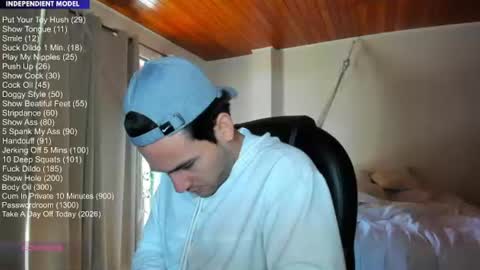 Snapshot of vito_ferrero chatting on July 21, 2026, 2:19 pm Vito Ferrer online show from July 21, 2026, 2:19 pm