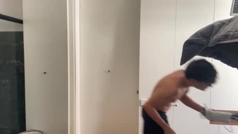 vitoraugustoxxx online show from November 27, 2025, 6:32 pm