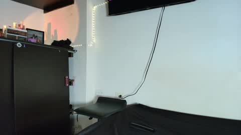 Snapshot of vitoriia_ chatting on September 27, 2025, 10:48 pm vitoriia_ online show from September 27, 2025, 10:48 pm