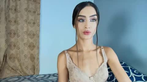 Snapshot of vitoriia_ chatting on June 3, 2026, 11:43 pm vitoriia_ online show from June 3, 2026, 11:43 pm