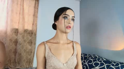 Snapshot of vitoriia_ chatting on June 5, 2026, 8:14 pm vitoriia_ online show from June 5, 2026, 8:14 pm
