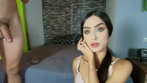 vitoriia_ online show from June 22, 2026, 8:06 pm