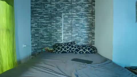 vitoriia_ online show from June 24, 2026, 2:38 pm