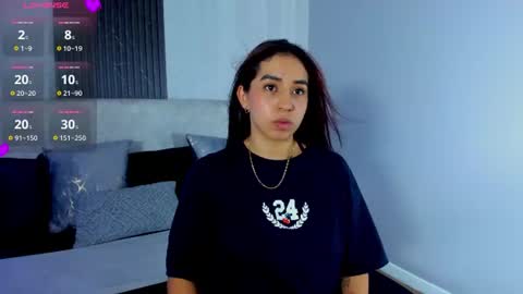 Snapshot of vittoria_conti_ chatting on June 25, 2026, 5:39 pm vittoria online show from June 25, 2026, 5:39 pm