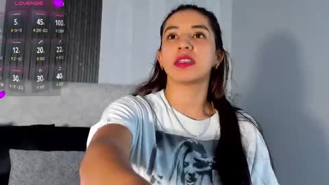 Snapshot of vittoria_conti_ chatting on July 6, 2026, 5:59 pm vittoria online show from July 6, 2026, 5:59 pm