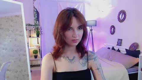 Snapshot of vittorianix chatting on June 7, 2026, 6:22 pm VittoriaNix online show from June 7, 2026, 6:22 pm