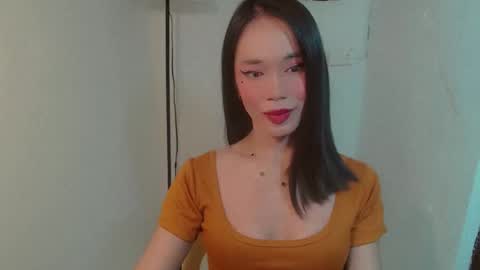 Snapshot of vivahotbabessandra chatting on May 23, 2026, 6:12 pm SANDRA GOING YOU online show from May 23, 2026, 6:12 pm