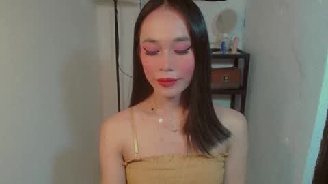 Snapshot of vivahotbabessandra chatting on May 26, 2026, 6:37 pm SANDRA GOING YOU online show from May 26, 2026, 6:37 pm
