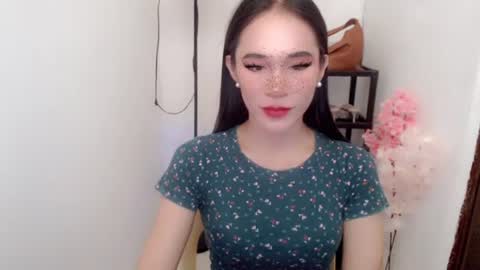 Snapshot of vivahotbabessandra chatting on June 28, 2026, 1:17 pm SANDRA GOING YOU online show from June 28, 2026, 1:17 pm