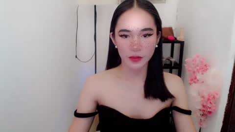 Snapshot of vivahotbabessandra chatting on June 30, 2026, 12:22 am SANDRA GOING YOU online show from June 30, 2026, 12:22 am