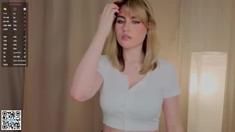 Snapshot of vivandellapenna chatting on November 25, 2025, 6:30 pm Melissa online show from November 25, 2025, 6:30 pm